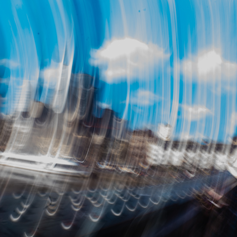 Frankfurt in Bewegung – Dynamische Fotografie mit Mitziehern, Linien und lebendigen Perspektiven